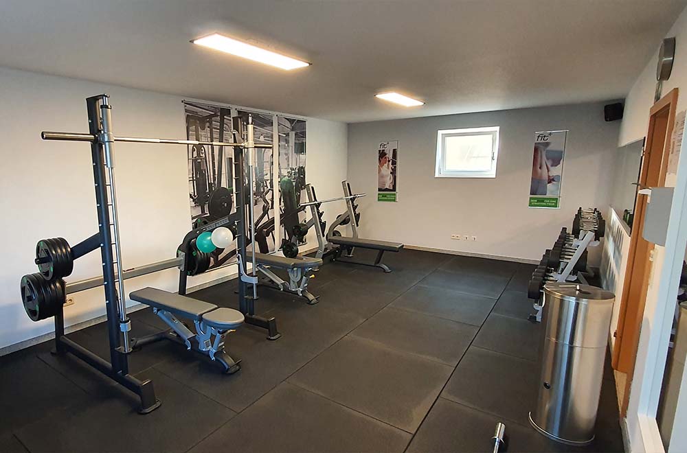 fitplus Cochem Freihantelbereich